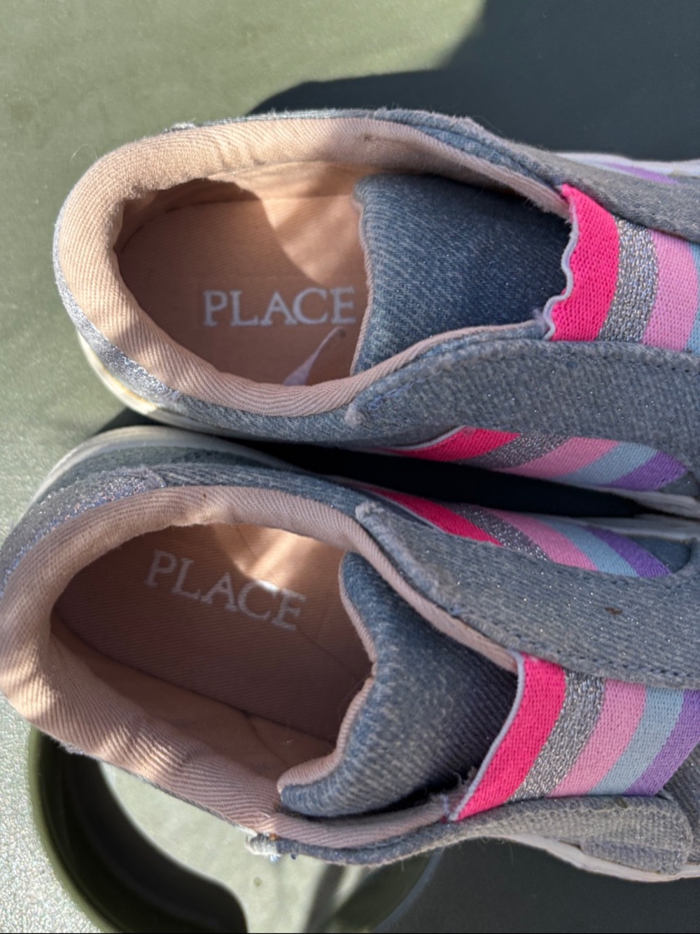 Place Slip-On Kids Sneakers in Gray with Pink & Purple Stripes - Picture 2 of 8